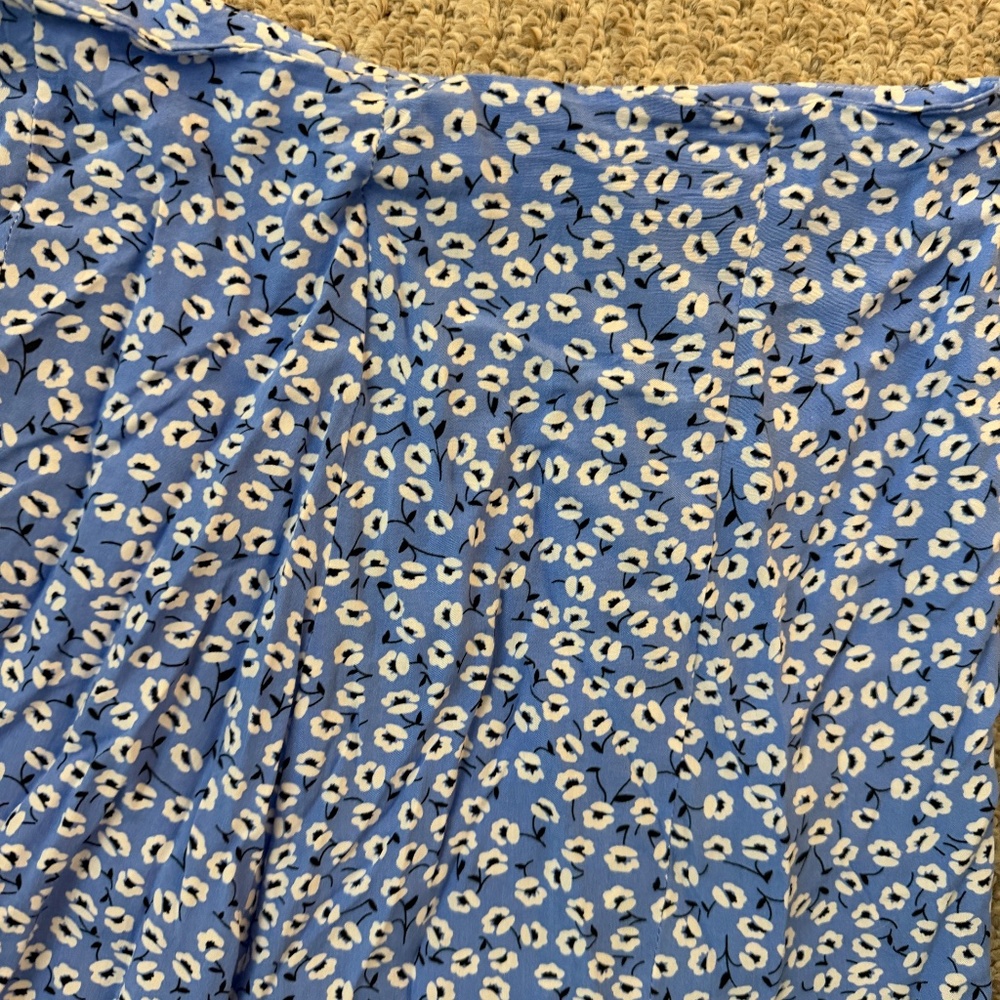 ✨4 for $15✨ Ditsy blue white Floral Split Thigh Skirt Midi Vacation Beach spring - Picture 3 of 6